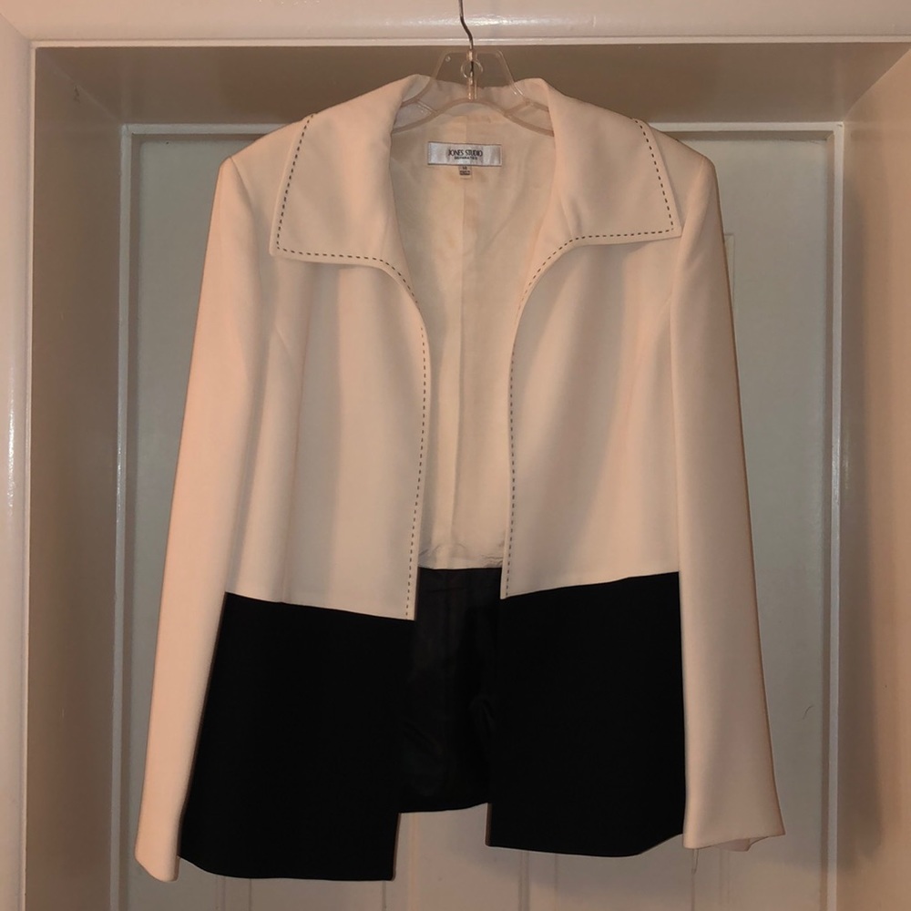 Jones Studio black and white suit set - Picture 2 of 7